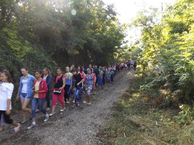 Tabăra din pridvorul satului în cea mai nordică localitate din ţară (GALERIE FOTO)