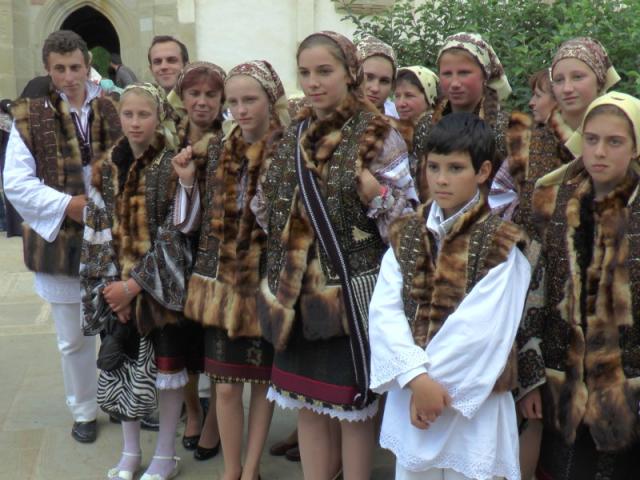 Binecredinciosului Voievod Ştefan cel Mare şi Sfânt, sărbătorit la Putna de un sobor cu şase ierarhi şi 138 de preoţi