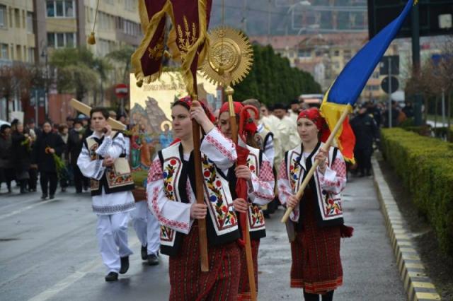 Oraşul Piatra Neamţ îşi cinsteşte ocrotitorul