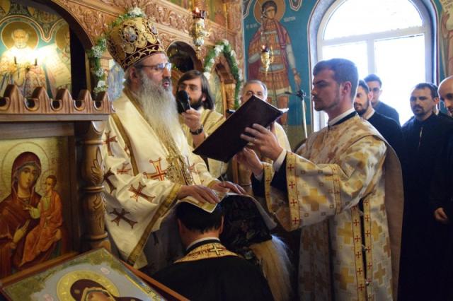 IPS Mitropolit Teofan: „În istoria lumii, cei mai iubiți oameni au fost cei smeriți”