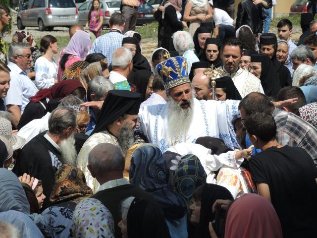 Slujire arhierească la Mănăstirea Paltin - Petru Vodă, în cinstea Sfântului Mare Mucenic și Tămăduitor Pantelimon