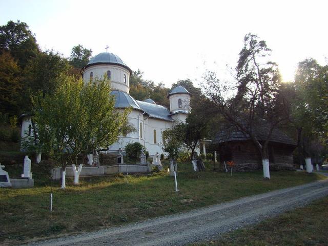 Slujire Arhierească la hramul Mănăstirii Sânmărtinul de Câmpie, Protopopiatul Târgu Mureş