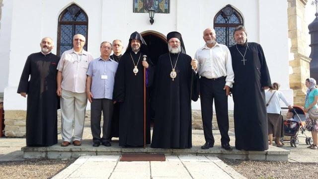 Delegaţie armenească la Catedrala Arhiepiscopală din Roman