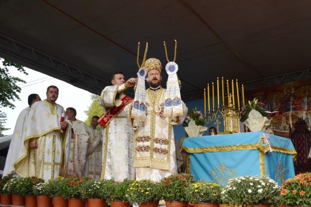 Reabilitarea Bisericii "Sfântul Nicolae" din Huşi, încununată cu Slujba Sfinţirii