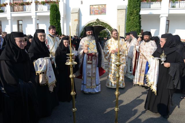 Mănăstirea Văratec și-a serbat al doilea hram