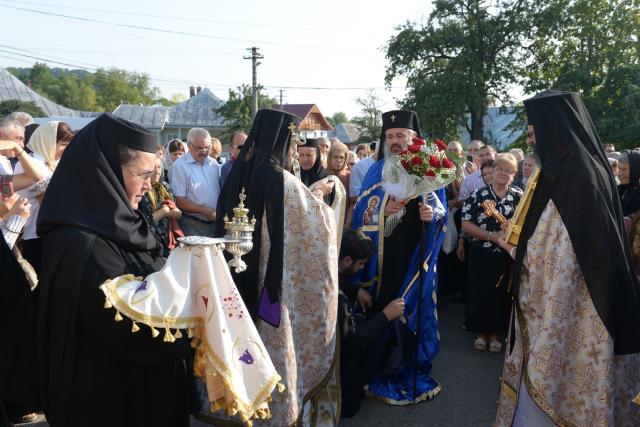 Mănăstirea Văratec și-a serbat al doilea hram