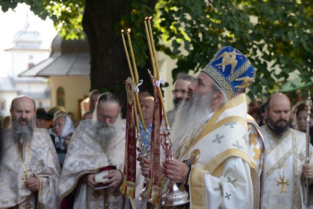 Mănăstirea Văratec și-a serbat al doilea hram