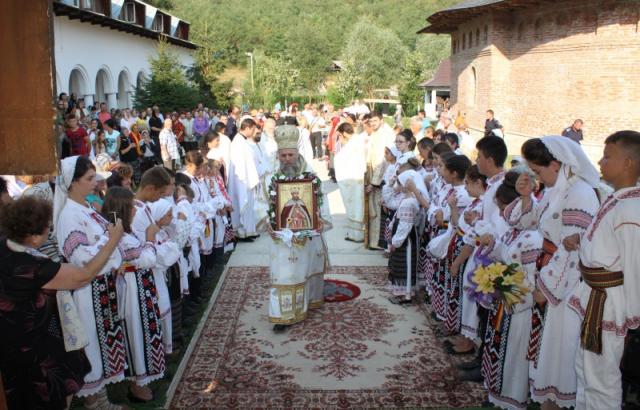 Sfinţii Martiri Brâncoveni, prăznuiţi la Mănăstirea Cârlomăneşti din judeţul Galaţi