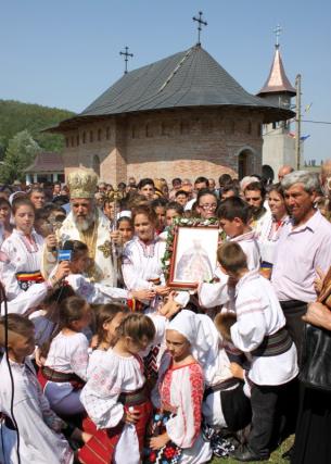 Sfinţii Martiri Brâncoveni, prăznuiţi la Mănăstirea Cârlomăneşti din judeţul Galaţi