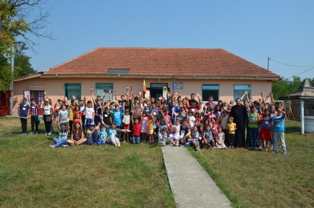 O nouă ediție a „Taberei din pridvorul satului” în parohia „Sfântul Ierarh Nicolae”, Moreni