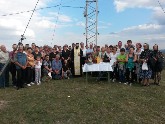 Pelerinaj la crucea de pe Arcaciu