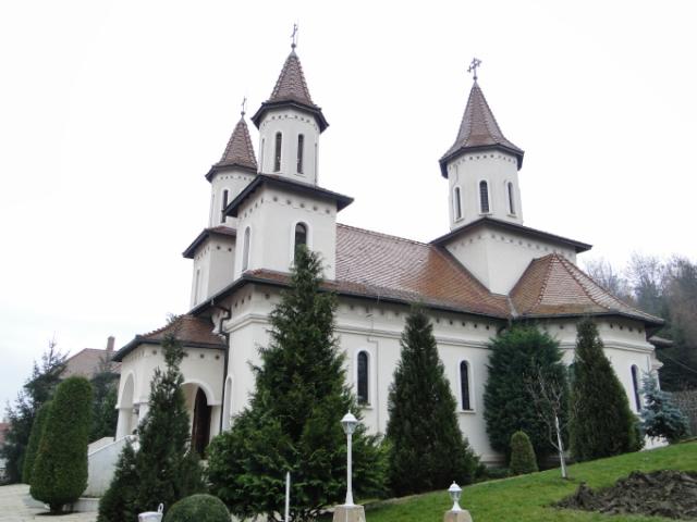 Înaltpreasfinţitul Arhiepiscop Irineu, la hramul Mănăstirii de la Recea - Protopopiatul Târgu-Mureş