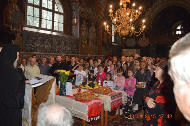 Lansare de carte în satul natal al părintelui Hrisostom Dănilă