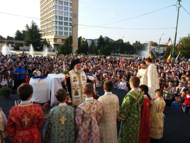 Rugăciuni arhiereşti pentru elevii oneşteni