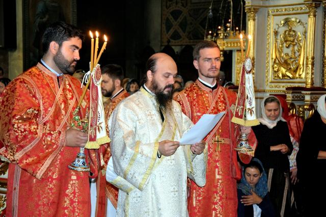 „Omul Crucii este acela care preferă să moară pentru ca alții să trăiască”