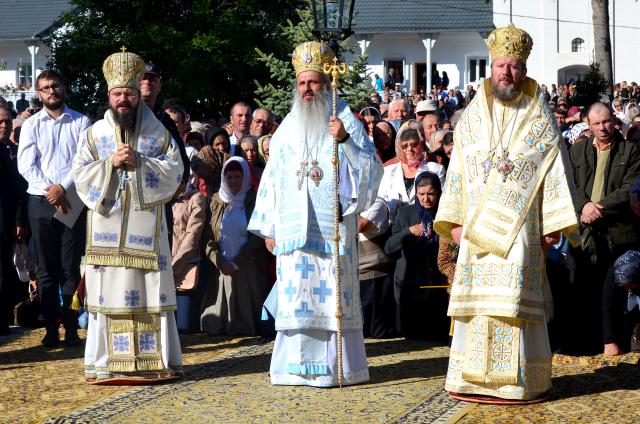 Slujire arhirească la Mănăstirea Vorona de hramul Nașterii Maicii Domnului