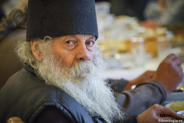 Prin înfrânare a poruncit Judecătorul să dobândim Împărăţia cerească