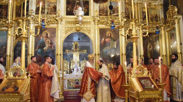 „Omul Crucii este acela care preferă să moară pentru ca alții să trăiască”