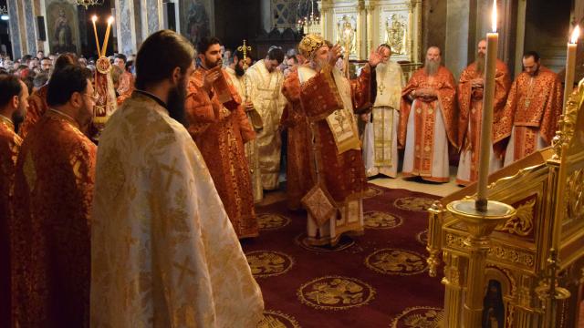 „Omul Crucii este acela care preferă să moară pentru ca alții să trăiască”