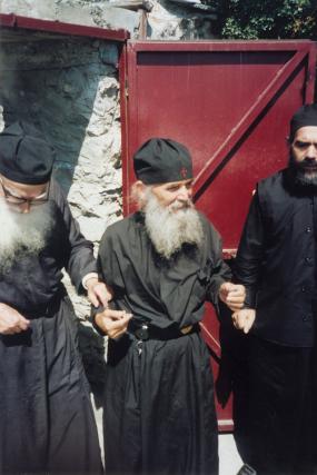 Părintele Efrem Filotheitul (galerie foto)