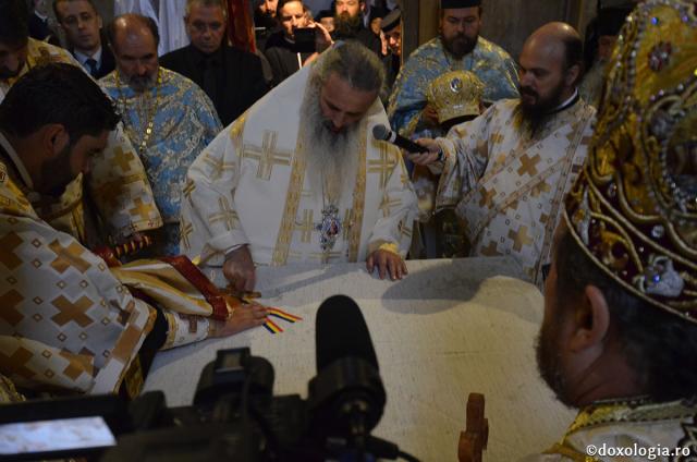 (Foto) Sfinţirea ctitoriei ştefaniene a Mănăstirii Popăuţi