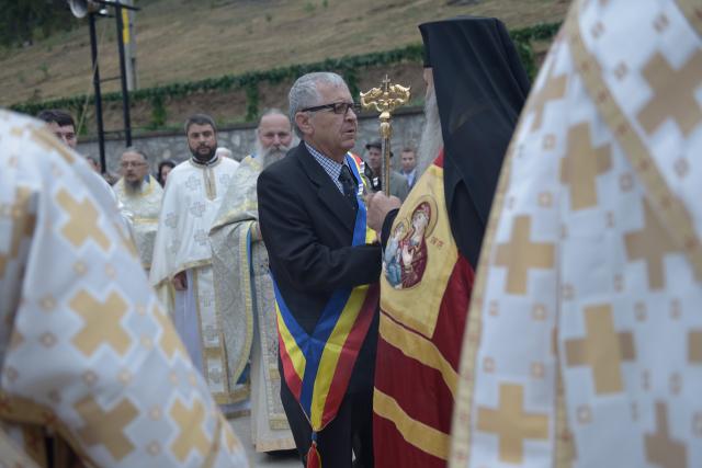 Biserica „Sfântul Ierarh Nicolae” din Chirițeni a fost sfințită