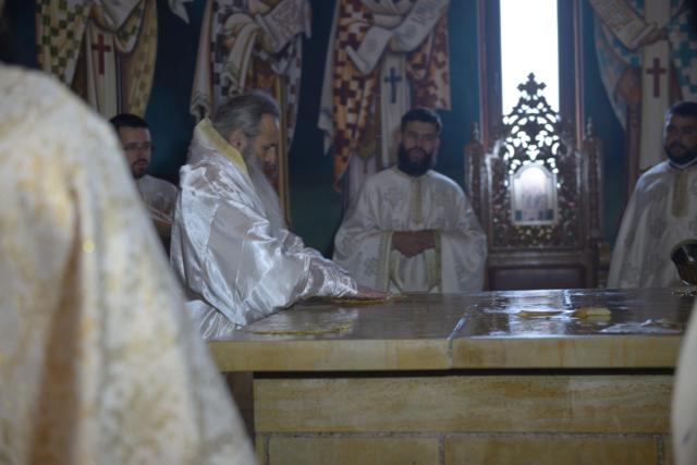 Biserica „Sfântul Ierarh Nicolae” din Chirițeni a fost sfințită