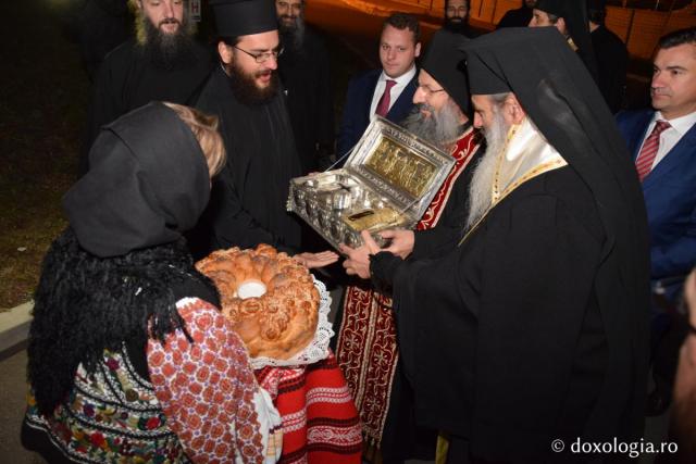 Cinstitele moaște ale Sfintei Maria Magdalena au ajuns la Iași