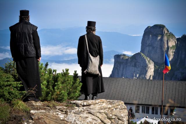 Care este desăvârşirea multelor roade ale Duhului?