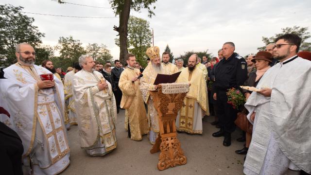 Resfințire la Trestiana: „Destinația omului nu este mormântul”