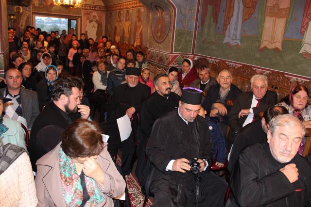 Au debutat catehezele demonstrative în Protopopiatul Paşcani
