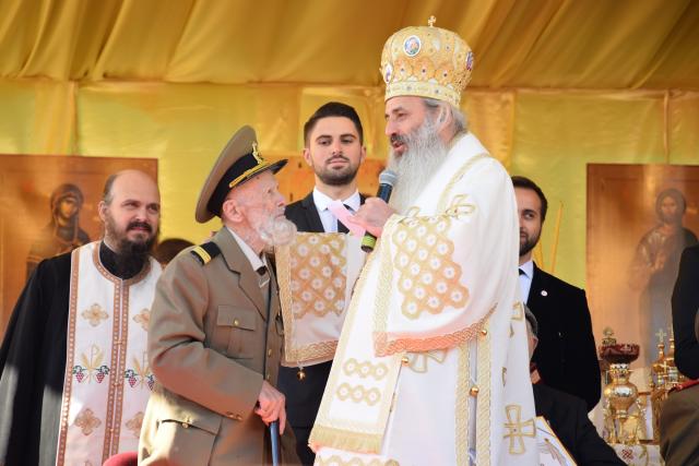 22 de ierahi și zeci de mii de credincioși, la hramul „Sfintei Ocrotitoare a Moldovei”