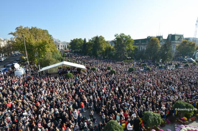 Hramul Sfintei Cuvioase Parascheva - amintiri din 2014