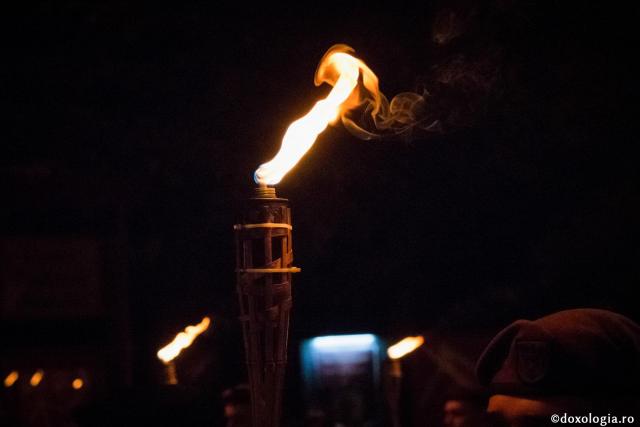 Nu este nimic comun între lumină şi întuneric, între bine şi rău