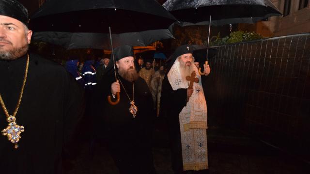 Prin ploaie și frig, pe „Calea Sfinților”