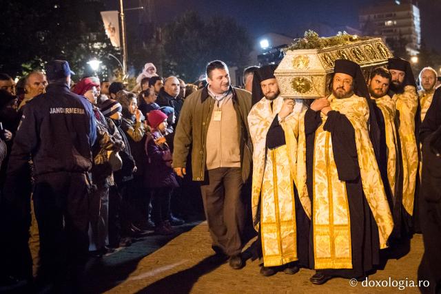 Începutul sărbătorii Sfintei Cuvioase Parascheva