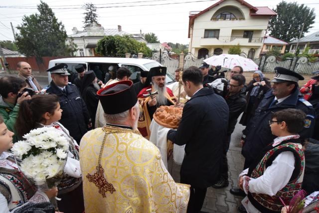 „Cuvântul lui Dumnezeu este sămânță; intră în inima noastră și se înrădăcinează acolo”