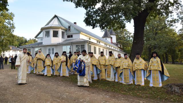 „Dacă omul nu este în legătură cu Biserica, credința sa în Dumnezeu este mincinoasă”