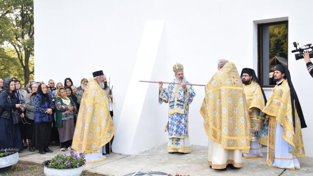 „Dacă omul nu este în legătură cu Biserica, credința sa în Dumnezeu este mincinoasă”