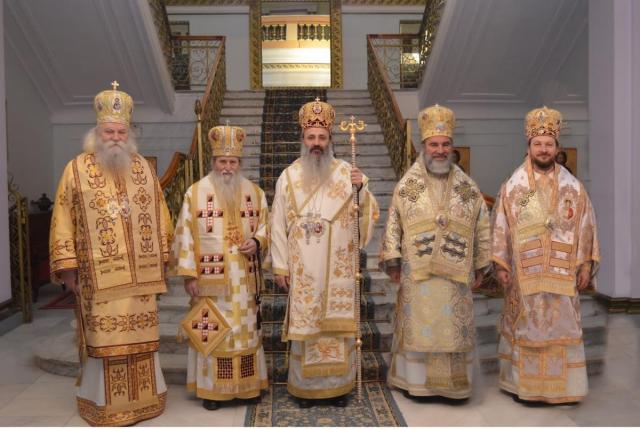 Slujiri arhiereşti în Mitropolia Moldovei şi Bucovinei