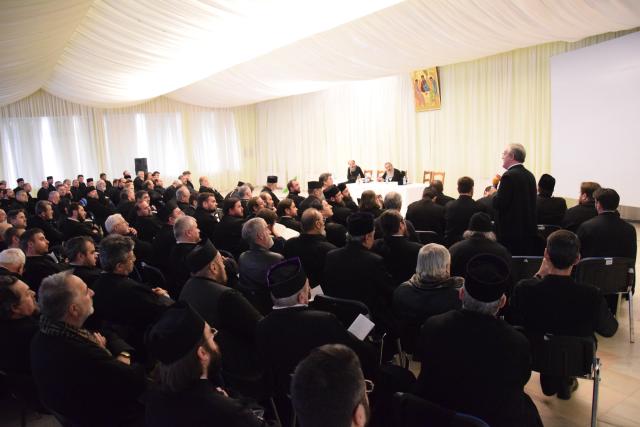 Conferinţă preoţească la Iaşi, cu tema „Parohia - adunare euharistică şi spital duhovnicesc“