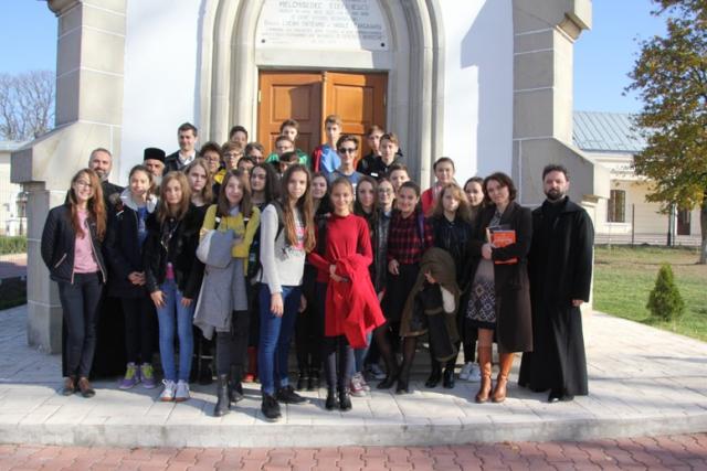 Daruri pentru copiii de la Fundația „Melchisedec Ștefănescu”