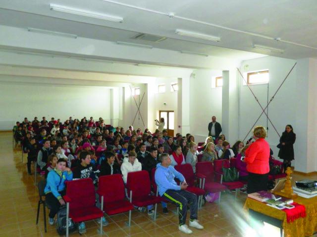 Conferinţă multidisciplinară la Girov