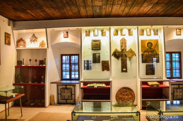 „Cultura românească a fost zămislită în tinda bisericii”