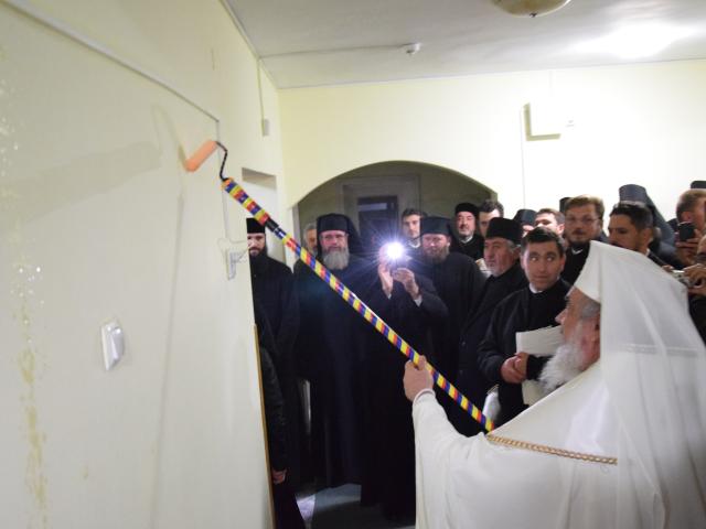 Patriarhul Bisericii Ortodoxe Române, prezent la sfinţirea Așezământului de copii „Sfântul Ierarh Leontie” din Rădăuți