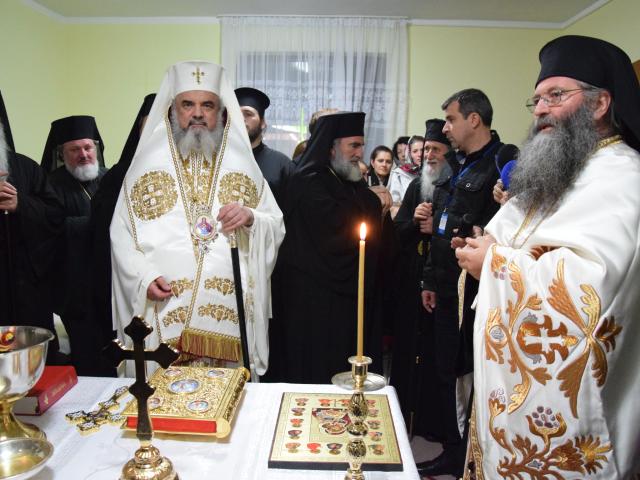 Patriarhul Bisericii Ortodoxe Române, prezent la sfinţirea Așezământului de copii „Sfântul Ierarh Leontie” din Rădăuți
