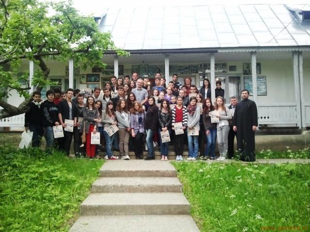 Proiectul cultural-educațional interjudețean „Valori Culturale Românești” - o poveste de succes. Ediția a XIII-a