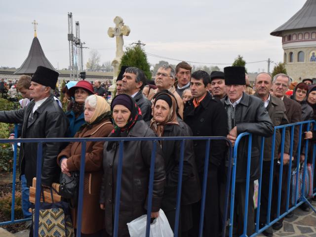 „Acum, la ceas de mare sărbătoare, Mănăstirea Zosin arată precum Raiul”