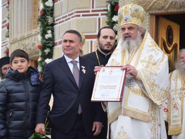 „Acum, la ceas de mare sărbătoare, Mănăstirea Zosin arată precum Raiul”