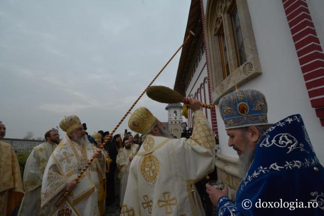 (Video) Biserica Mănăstirii Zosin a fost sfințită